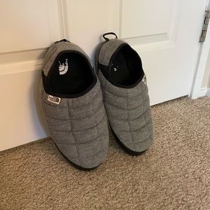 Northface ThermalBall Traction Mules - Slippers sz. 11